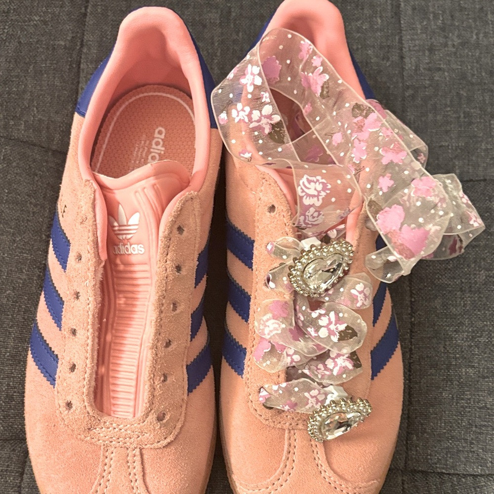 NWOT Adidas Kids Pink Samba Sneakers
